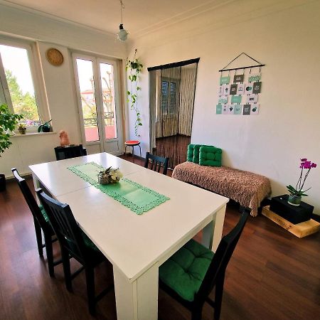 Beautiful Aparment Next To The Border 4 Room 생루이 외부 사진