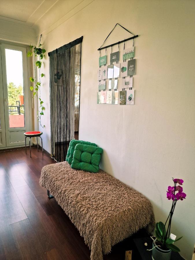 Beautiful Aparment Next To The Border 4 Room 생루이 외부 사진